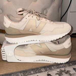 New Balance Neutral Beige/Tan Retro Runner Sneakers
